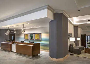 DoubleTree by Hilton Hotel Modesto hotel thumbnail 5