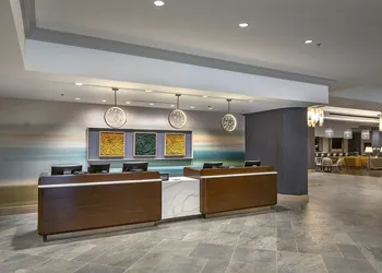 DoubleTree by Hilton Hotel Modesto hotel thumbnail 6