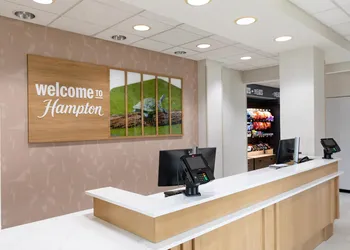 Hampton Inn & Suites Jennings hotel thumbnail 3