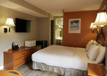 Downtown SLO Inn - San Luis Obispo hotel thumbnail 2