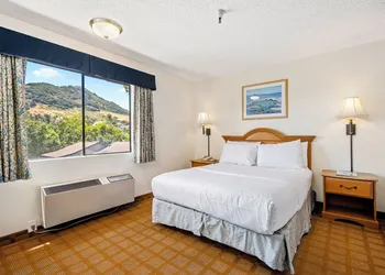 Downtown SLO Inn - San Luis Obispo hotel thumbnail 6