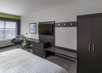 Holiday Inn Express & Suites Yuma by IHG hotel thumbnail 4