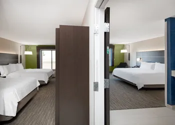 Holiday Inn Express & Suites Yuma by IHG hotel thumbnail 5
