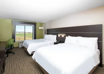 Holiday Inn Express & Suites Yuma by IHG hotel thumbnail 8