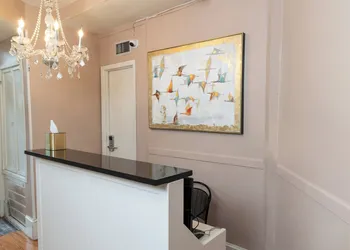 Inn on St Ann hotel thumbnail 5