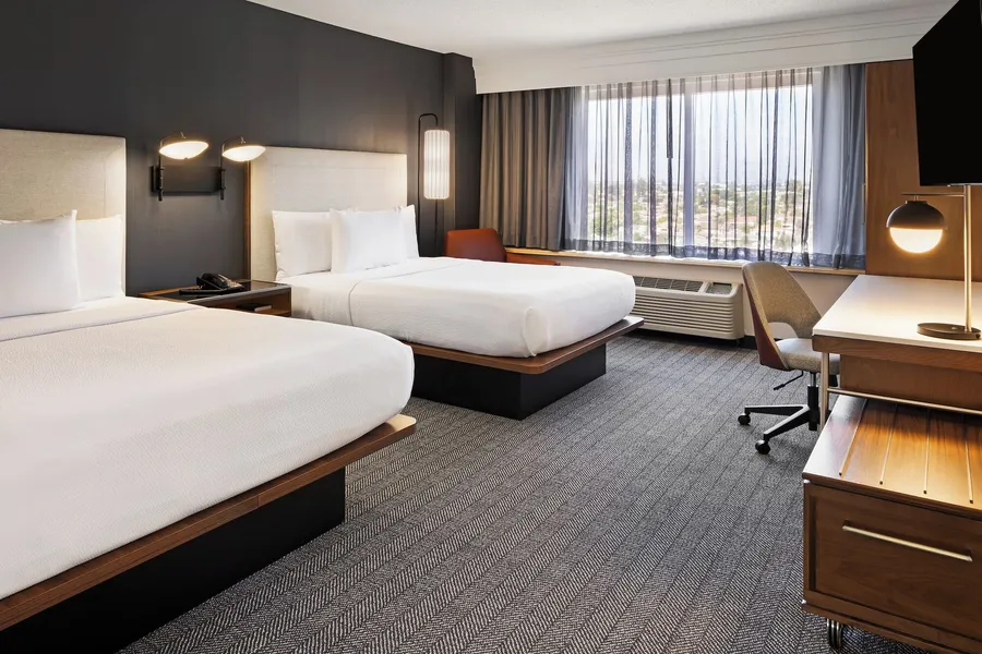 Courtyard by Marriott Baldwin Park hotel detail image 2