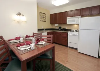 Residence Inn by Marriott Oklahoma City South hotel thumbnail 4
