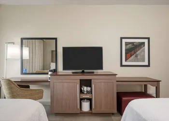 Hampton Inn Collinsville hotel thumbnail 6