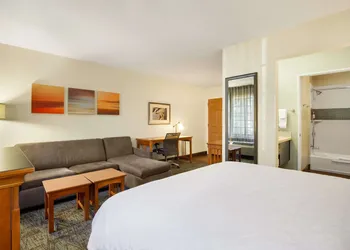 Sonesta ES Suites San Diego - Rancho Bernardo hotel thumbnail 6