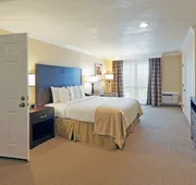 Holiday Inn Hotel & Suites San Mateo-San Francisco SFO by IHG hotel detail image 4