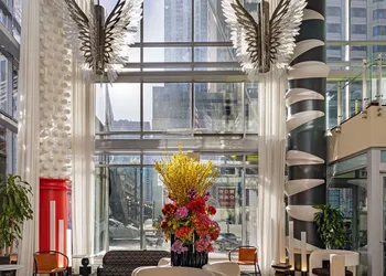 theWit Chicago, a Hilton Hotel hotel thumbnail 4