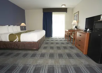 Quality Inn Bourne - Cape Cod hotel thumbnail 4