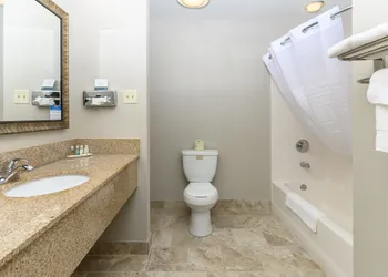 Quality Inn Bourne - Cape Cod hotel thumbnail 6