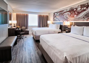 Crowne Plaza Executive Center Baton Rouge by IHG hotel thumbnail 7