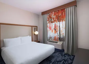 Fairfield by Marriott Inn & Suites Phoenix West Chandler hotel thumbnail 8