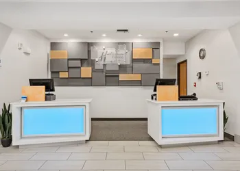 Holiday Inn Express Hotel and Suites West Valley by IHG hotel thumbnail 3