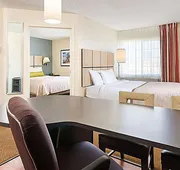 Sonesta Simply Suites Naperville Warrenville hotel detail image 3