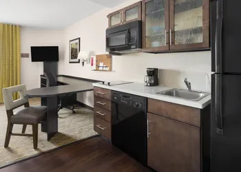 Candlewood Suites Norfolk Airport by IHG hotel thumbnail 8