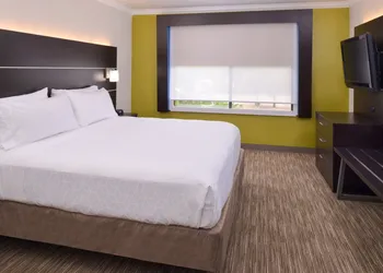 Holiday Inn Express & Suites Austin NW - Lakeline by IHG hotel thumbnail 3