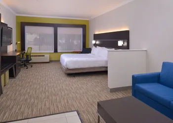 Holiday Inn Express & Suites Austin NW - Lakeline by IHG hotel thumbnail 4