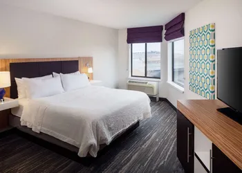 Hampton Inn & Suites Parker hotel thumbnail 5
