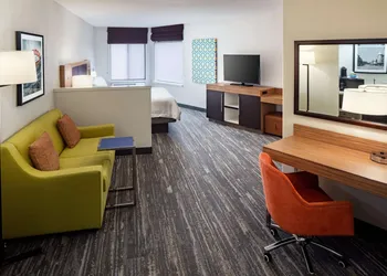 Hampton Inn & Suites Parker hotel thumbnail 6
