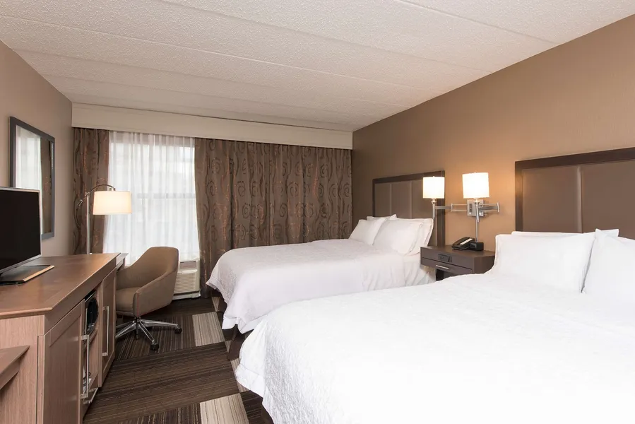 Hampton Inn Columbus/Taylorsville/Edinburgh hotel detail image 6