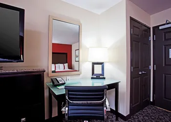 Holiday Inn Oceanside Camp Pendleton Area by IHG hotel thumbnail 8