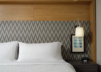 Holiday Inn Boston - Dedham Hotel & Conference Center by IHG hotel thumbnail 8