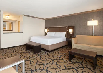 Holiday Inn Boston - Cambridge Area by IHG hotel thumbnail 3