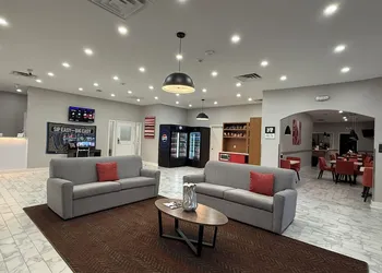 Days Inn by Wyndham Kenner/New Orleans Airport South hotel thumbnail 2