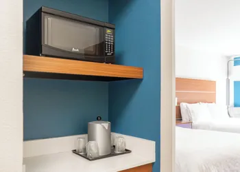 Holiday Inn Express Hotel & Suites, a Lake Zurich-Barrington by IHG hotel thumbnail 7