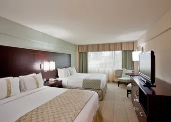 Holiday Inn Virginia Beach - Norfolk by IHG hotel thumbnail 5
