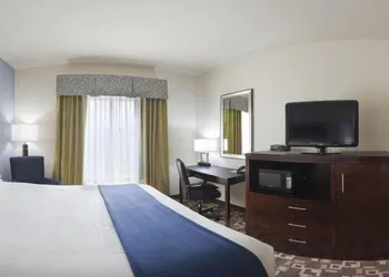 Holiday Inn Express Atlanta Airport West - Camp Creek Market by IHG hotel thumbnail 2