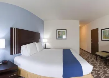 Holiday Inn Express Atlanta Airport West - Camp Creek Market by IHG hotel thumbnail 3