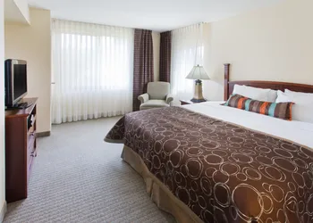 Staybridge Suites Everett-Paine Field by IHG hotel thumbnail 2