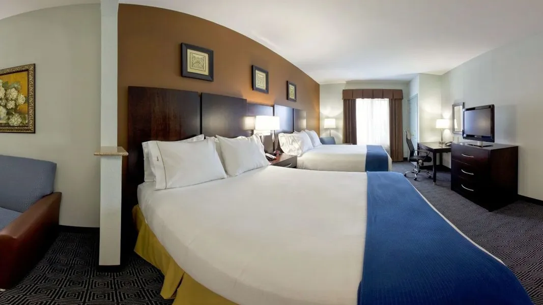 Holiday Inn Express & Suites Warminster - Horsham by IHG hotel detail image 2