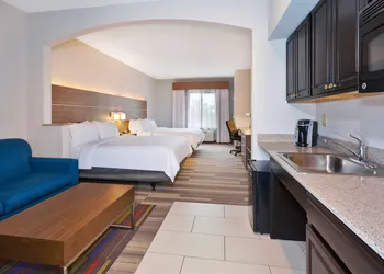 Holiday Inn Express & Suites Warminster - Horsham by IHG hotel thumbnail 6