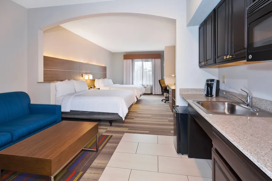Holiday Inn Express & Suites Warminster - Horsham by IHG hotel detail image 6