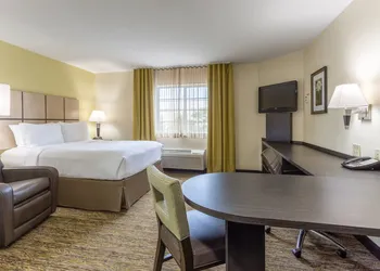Candlewood Suites Aurora-Naperville by IHG hotel thumbnail 7