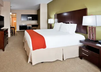 Holiday Inn Express Lake Wales N-Winter Haven by IHG hotel thumbnail 4