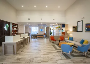 Holiday Inn Pensacola - University Area by IHG hotel thumbnail 4