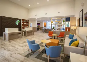 Holiday Inn Pensacola - University Area by IHG hotel thumbnail 5