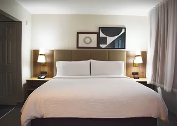 Staybridge Suites Detroit Novi by IHG hotel thumbnail 4
