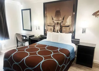 The Onyx Hotel Hollywood hotel thumbnail 7