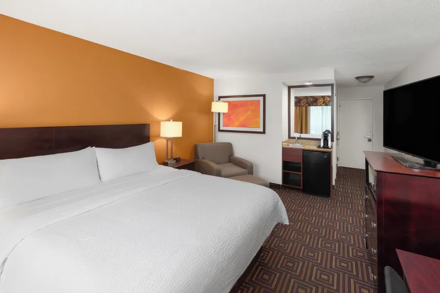 Holiday Inn Knoxville West- Cedar Bluff Rd by IHG hotel detail image 6