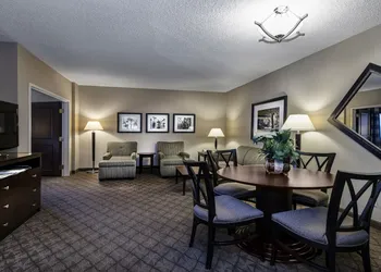 Holiday Inn Springdale/Fayetteville Area by IHG hotel thumbnail 6