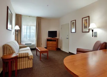 Candlewood Suites New Iberia by IHG hotel thumbnail 4