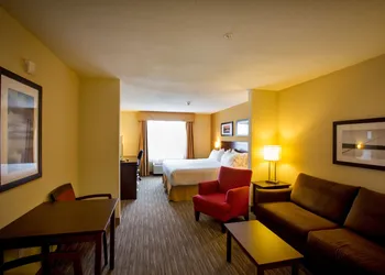 Holiday Inn Express Stellarton by IHG hotel thumbnail 7