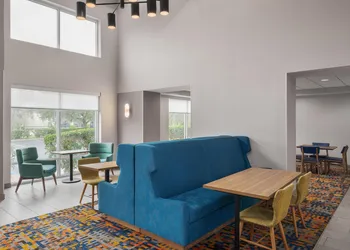 Hampton Inn Leesburg/Tavares hotel thumbnail 2